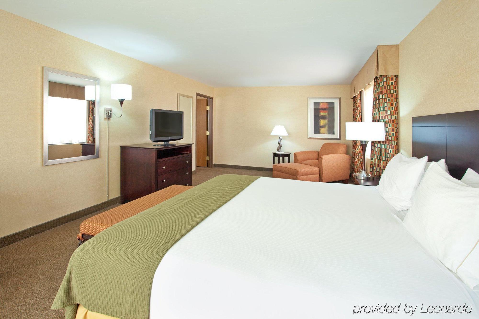 Holiday Inn Express Hotel & Suites Nogales, An Ihg Hotel Room photo